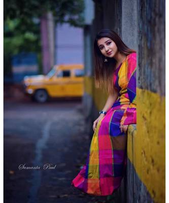 Multicoloured Check DesignKhadi Silk Handloom Saree With Blouse 1