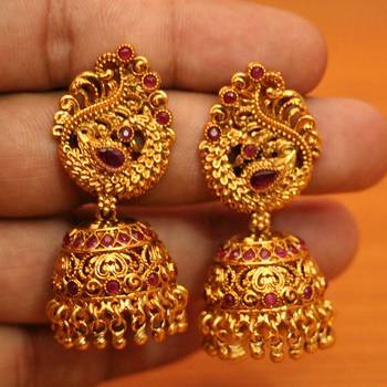 Red Jhumkas 1