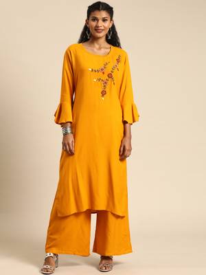 Women Mustard Solid Kurta With Plazzo With Hand Work Detailing 1