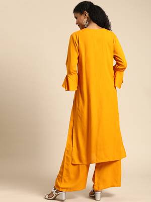 Women Mustard Solid Kurta With Plazzo With Hand Work Detailing 5