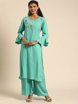 Women Turquoise Blue Solid Kurta With Plazzo With Hand Work Detailing 1