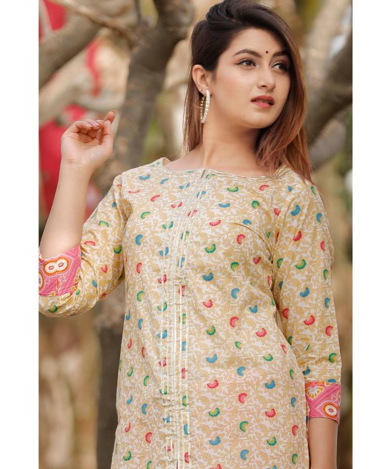 White Floral Printed Sharara Set And Delited With Gota Work .