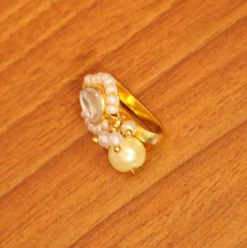 White Pearl Nose-Ring 2