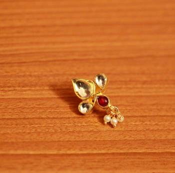 White Ruby Nose-Ring 1