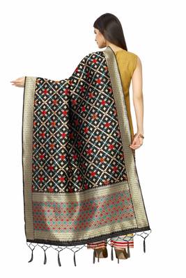 Black Banarasi Silk Jacquard Woven Dupatta 2