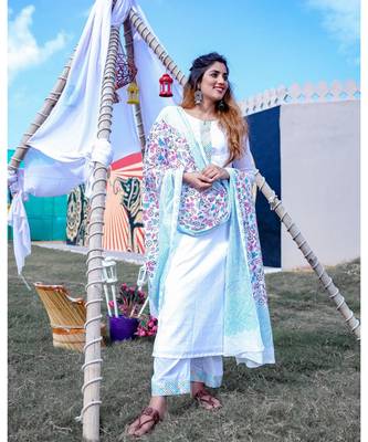 White Butterfly Print Kurta & Palazzo With Dupatta (Set of 3) 1