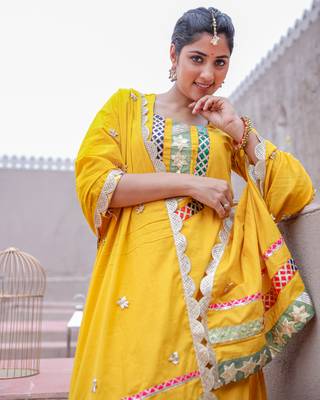 Yellow Lace Kurta & Pant With Dupatta (Set of 3) 3