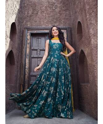 Dark Green Gold Foil Dress With Dupatta  (Set of 2) 1