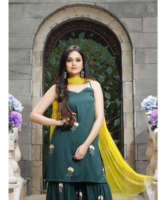 Green Foil Bagh Sharara Set With Dupatta (Set of 3) 2
