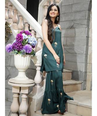 Green Foil Bagh Sharara Set With Dupatta (Set of 3) 3