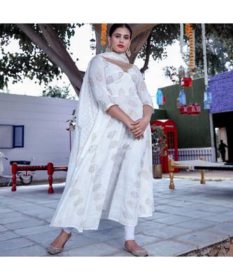 White Anarkali Kurta With Dupatta (Set of 2) 2