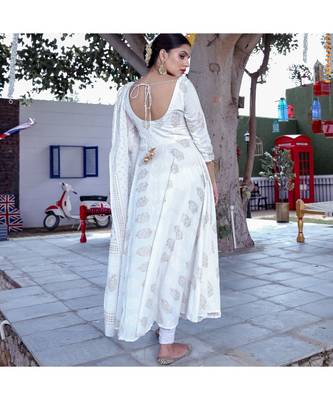 White Anarkali Kurta With Dupatta (Set of 2) 3