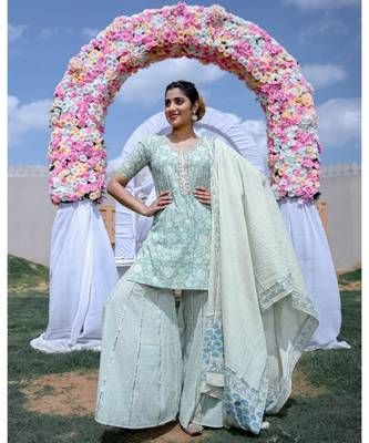 Green Kurta & Kali Sharara With Dupatta (Set of 3) 2
