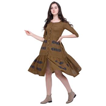 Brown applique blended cotton long-dresses 3