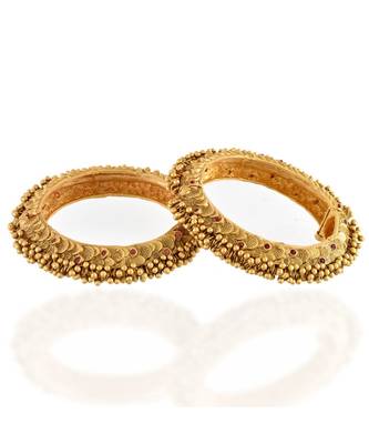 golden vintage rajasthani ghugro smart look bangle 1