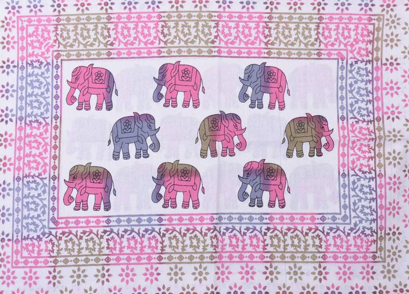 Texstylers Pure Cotton Printed Queen Size Bedsheet With 2 Pillow Covers