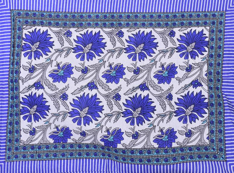 Texstylers Pure Cotton Printed Queen Size Bedsheet With 2 Pillow Covers