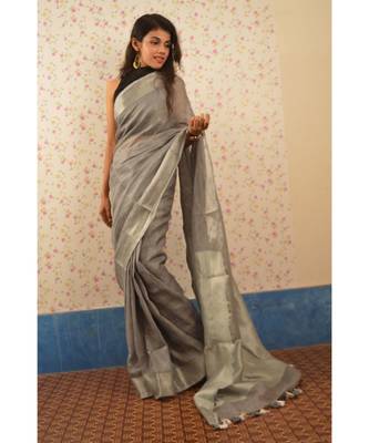 Grey Tissue Linen saree with blouse 3
