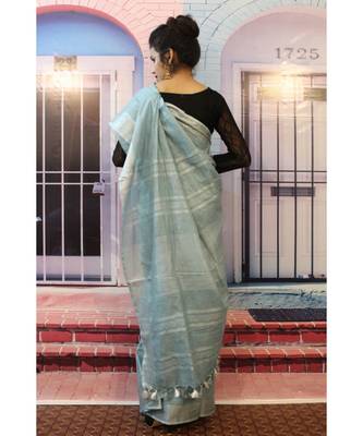 Pastel Blue Linen saree with blouse with zari border 3