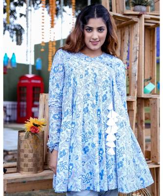 Blue Angrakha Kurta With Dhoti (Set of 2) 4