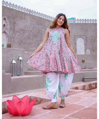 Pink & Green Mughal Butta Patch Kurta With Salwar (Set of 2) 1