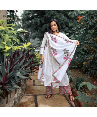 Garden Edge White Anarkali Suit (Set of 3) 3