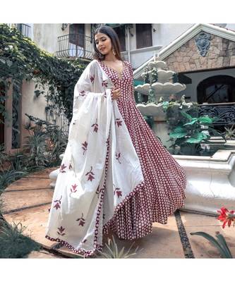 Embroidered Kanchali (Set of 2) 2