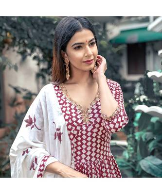 Embroidered Kanchali (Set of 2) 4