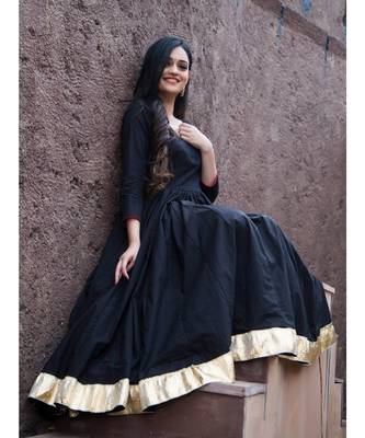 Black Kanchali Anarkali Suit (set of 2) 2