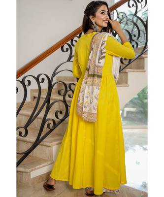 Yellow Daisy Suit Set (Set of 3) 4