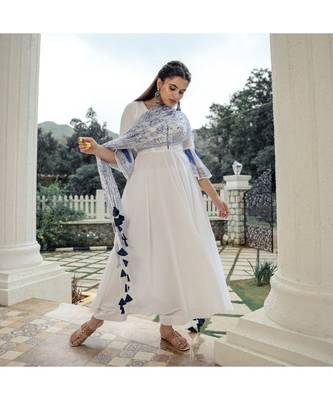 White Chiffon Tasselled Anarkali Suit (Set of 3) 3