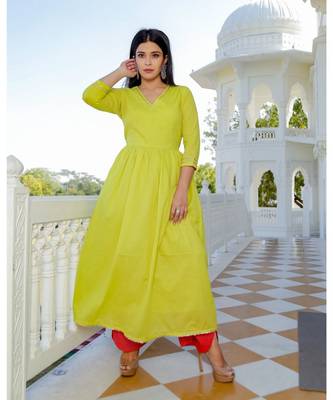 Green Katha Kurta Pant Set With Dupatta (Set of 3) 4
