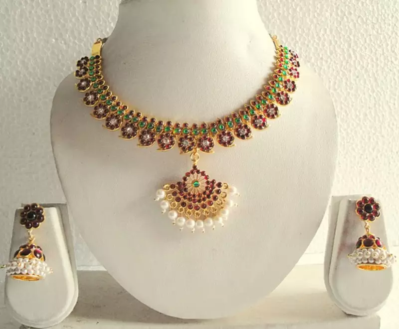 Beautiful Mango Temple Necklace Set 