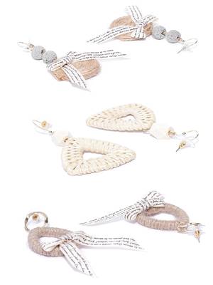 Beige earrings 3