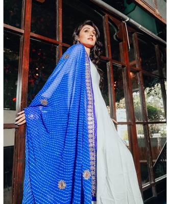Soothing White Gotapatti Suit Set 5