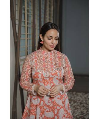 Pearl Orange Peplum Kurta Set 4