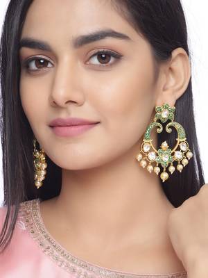 Green cubic zirconia earrings 1