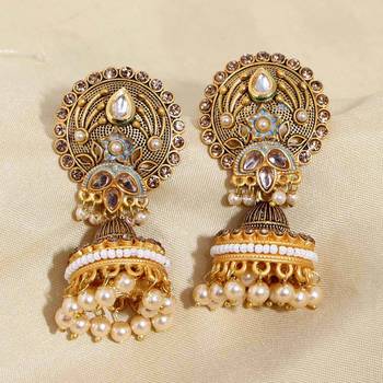 Green jhumkas 1