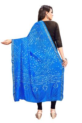 Blue-Coloured Bandhani Print Dupatta and has a Zari Border 2