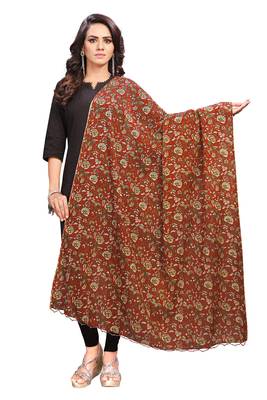Rust-Coloured Jaipuri Print Dupatta and has a tasselled border 1