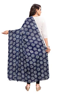 Indigo-Coloured Jaipuri Print Dupatta and has a tasselled border 2