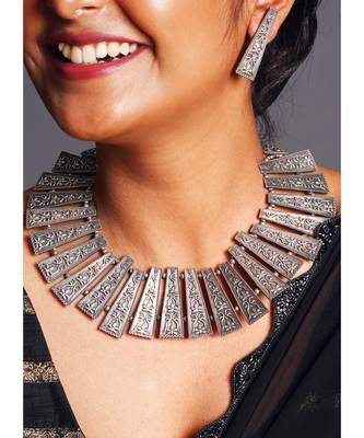 black metal antique necklace set 1
