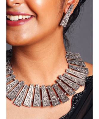 black metal antique necklace set 2