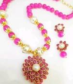 Pink pearl necklace-sets