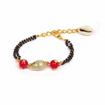 Cowrie Beach Seashell Handmade Bracelet for Women and Girls 1