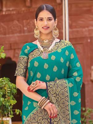 Green woven silk saree with blouse 2