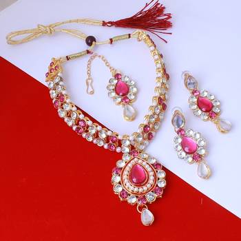 Pink agate jewellery 1
