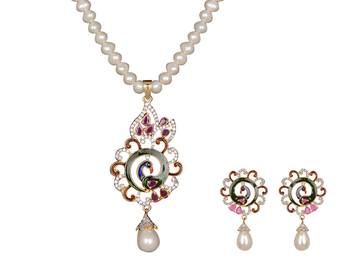 White pearl necklace-sets 1