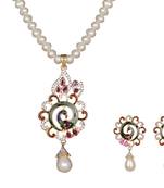 White pearl necklace-sets
