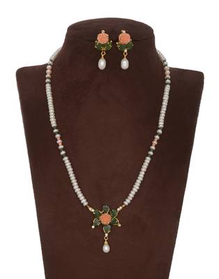 White pearl necklace-sets 2